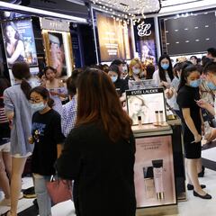 Un estudio revela cuándo se deja de contagiar el coronavirus