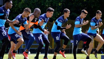 Jugadores del Medellín en pretemporada.