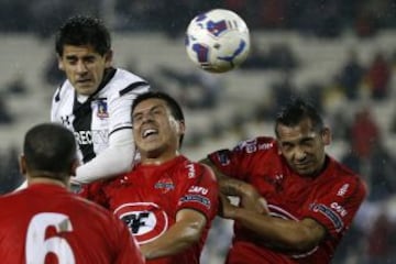 Colo Colo superó por 4-2 a Ñublense en el Estadio Monumental.