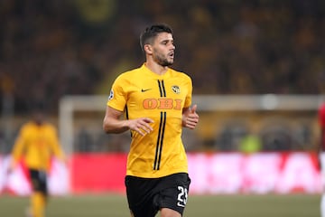 Loris Benito ¨C Young Boys de Berna