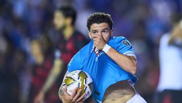 ¡Perro que ladra! Cruz Azul remontó a Xolos y va contra el América