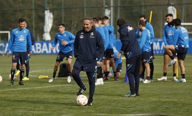 Óscar Cano: “Igual que a veces me silban en Riazor, por la calle me siento muy querido”