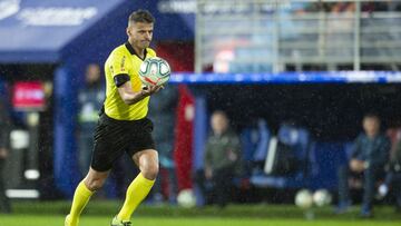 Gil Manzano arbitrar¨¢ el Athletic - Levante de Copa del Rey