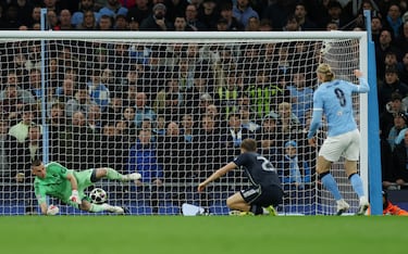 Un partido, dos murallas