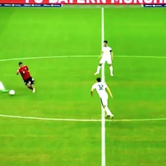 ¡Brutal! 50" seguidos de Thiago haciendo el gesto técnico que le convirtió en MVP de la final