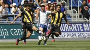 El Tenerife derrota al campeón y se asegura la permanencia