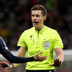 El alemán Daniel Siebert arbitrará el Juventus-Sevilla