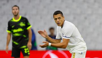Soccer Football - Champions League - Group D - Olympique de Marseille v Sporting CP - Orange Velodrome, Marseille, France - October 4, 2022 Olympique de Marseille's Alexis Sanchez celebrates scoring their first goal REUTERS/Eric Gaillard