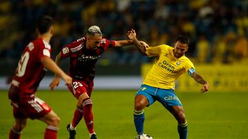 Manu Molina hizo su debut como jugador del Real Zaragoza en el Estadio Gran Canaria.