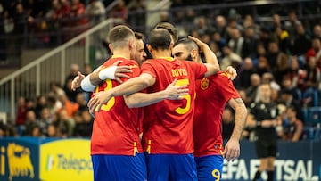 España vence a domicilio a Italia por 0-4.