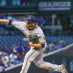 Brewers' Burnes ties MLB record by striking out 10 Cubs