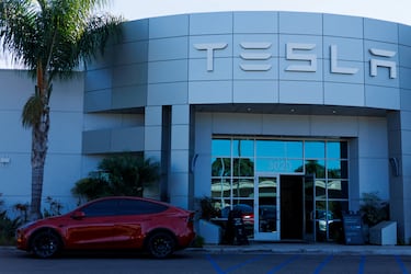 More bad news for Tesla: launch of the new lower-cost Model Y delayed