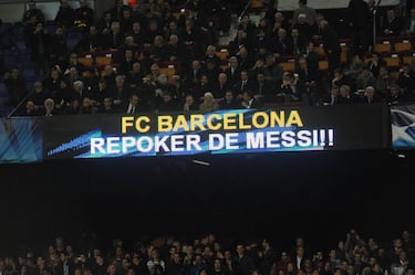 La noche más goleadora de Messi en Champions. En la ida el conjunto culé ganó 1-3 al Bayer pero no se relajó en la vuelta y Messi anotó 5 goles, los otros 2 los anotó Cristian Tello. Bellarabi en el 91 anotó el gol de la honra para el Bayer.