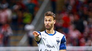 Sergio Canales of Monterrey during the 10th round match between Guadalajara and Monterrey as part of the Liga BBVA MX, Torneo Apertura 2024 at Akron Stadium on September 28, 2024 in Guadalajara, Jalisco, Mexico.