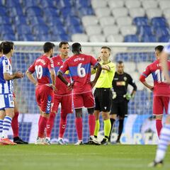 Aprobados y suspensos del Elche: Sacrificio sin premio
