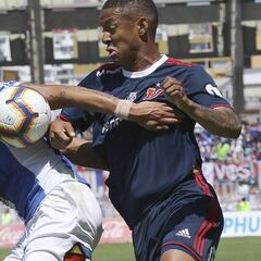 La reinvención de Ampuero y su cambio de puesto en la cancha