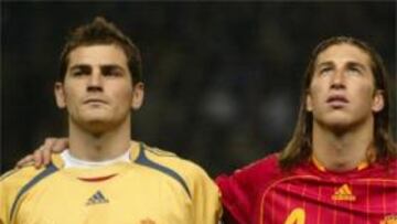 <B>ENTRE LOS GRANDES</B>. Casillas ya está dentro de la lista de los diez jugadores españoles con mayor número de internacionalidades.