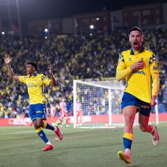 Javi Muñoz desempata con el Valladolid