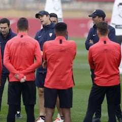 El Sevilla vuelve al trabajo sin Diego Carlos ni Jesús Navas