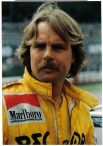 Keke Rosberg tras su retirada compitió en la DTM, una competición de turismos alemanes. Competía con un Opel Corsa.