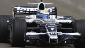 <b>SOSPRESA.</b> El alemán Nico Rosberg (Williams-Toyota) ha sido el más rápido en la tercera y última sesión de entrenamientos libres para el Gran Premio de Bahrein de Fórmula Uno, en la que el español Fernando Alonso (Renault) ha sido decimotercero a cerca de un segundo.