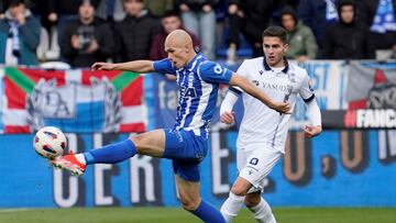 La jornada pasada marcó su primer gol con la camiseta de la Real Sociedad, ante el Cádiz; y en esta, se apuntó la asistencia del único tanto del partido. Zakharyan demostró una vez más el guante que tiene en el pie, con un precioso envío de córner. Su segunda asistencia de la temporada. En la imagen, con Jon Guridi.