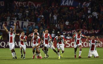 Independiente Medellín y Palestino empataron 1-1 en el Atanasio Girardot por la vuelta de la Fase II de Copa Libertadores y el equipo chileno se impuso 1-4 en los penales, avanzando a la próxima ronda del torneo.