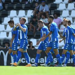 Raúl Carnero lanza al Depor