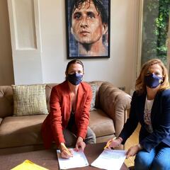 La Fundación Cruyff llamará "Carlos Soler" a su nuevo campo