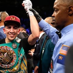 Santa Cruz se venga de Frampton