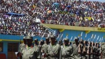 El estadio de Kigali es habitual marco militar