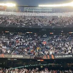 La "inadmisible" imagen de las gradas del Camp Nou repletas de aficionados alemanes