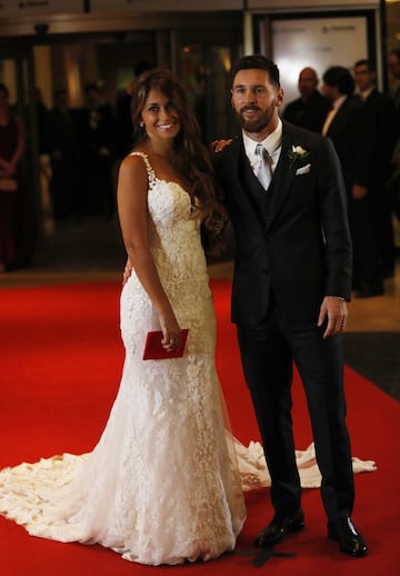 Leo Messi y Antonella Roccuzzo como marido y mujer.