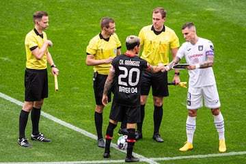 Fue capitán del Bayer Leverkusen en un encuentro de la Copa de Alemania 2020 y desde este viernes será oficialmente quien porte la jineta en el cuadro de las aspirinas.