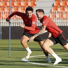 El Atlético se entrenó con todo antes de recibir al Madrid
