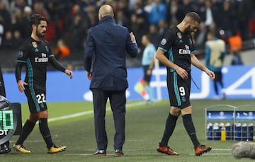 Zidane sustituyó a Isco y Benzema.