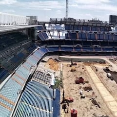 La arena se adueña del Bernabéu