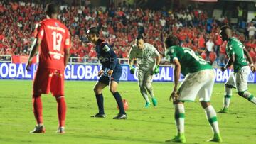 El presidente del Deportivo Cali quiere que Camilo Vargas contin&uacute;e en el equipo verde 