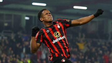 Sinisterra anota y asiste en goleada y clasificación de Bournemouth