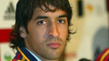 <B>A LA ESPERA. </B>Raúl no sabe si será titular o saldrá en la segunda parte.