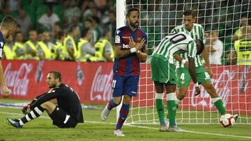 Jos&eacute; Luis Morales celebra uno de sus goles ante el Betis en la primera jornada de Liga.