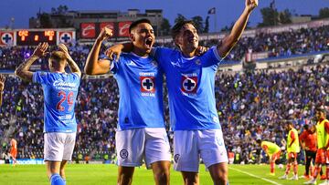 Lorenzo Faravelli celebrates his goal 3-0 with Carlos Rodriguez of Cruz Azul during the 11th round match between Cruz Azul and Necaxa as part of the Liga BBVA MX, Torneo Apertura 2024 at Ciudad de los Deportes Stadium on October 05, 2024 in Mexico City, Mexico.