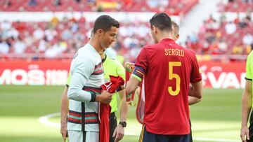 04/06/21 PREPARACION EUROCOPA 2020
PARTIDO AMISTOSO ESTADIO WANDA METROPOLITANO
SELECCION ESPAÑOLA ESPAÑA - PORTUGAL
CRISTIANO RONALDO SERGIO BUSQUETS
