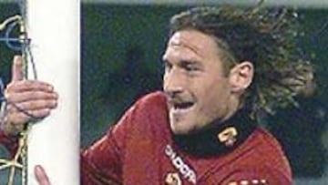 <b>TRAS SU PISTA. </b>Totti sigue siendo objetivo para el Real Madrid.