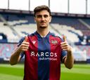 Oficial: Álex Forés refuerza el ataque del Levante