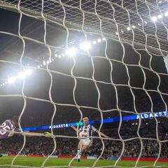 La Real renace de la mano de Kubo y Oskarsson