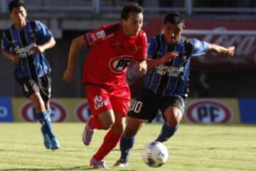 Ñublense se hizo fuerte en casa y derrotó por tres a uno a Huachipato que tiene nuevo entrenador.