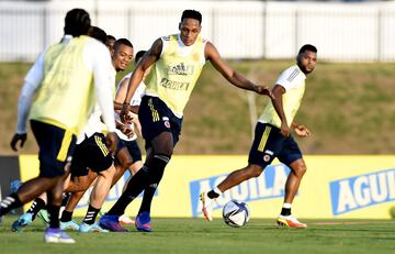 La Selección Colombia entrenó con grupo completo en Barranquilla de cara al partido ante Perú por Eliminatorias rumbo a Qatar 2022.