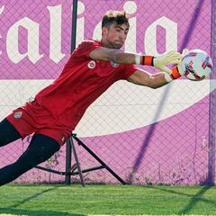 Aceves, más fuera que dentro