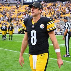 Aaron Rodgers’ contract details: Salary and years remaining with the Steelers